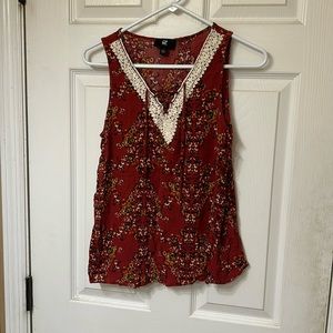 IZ Byer Sleeveless Top